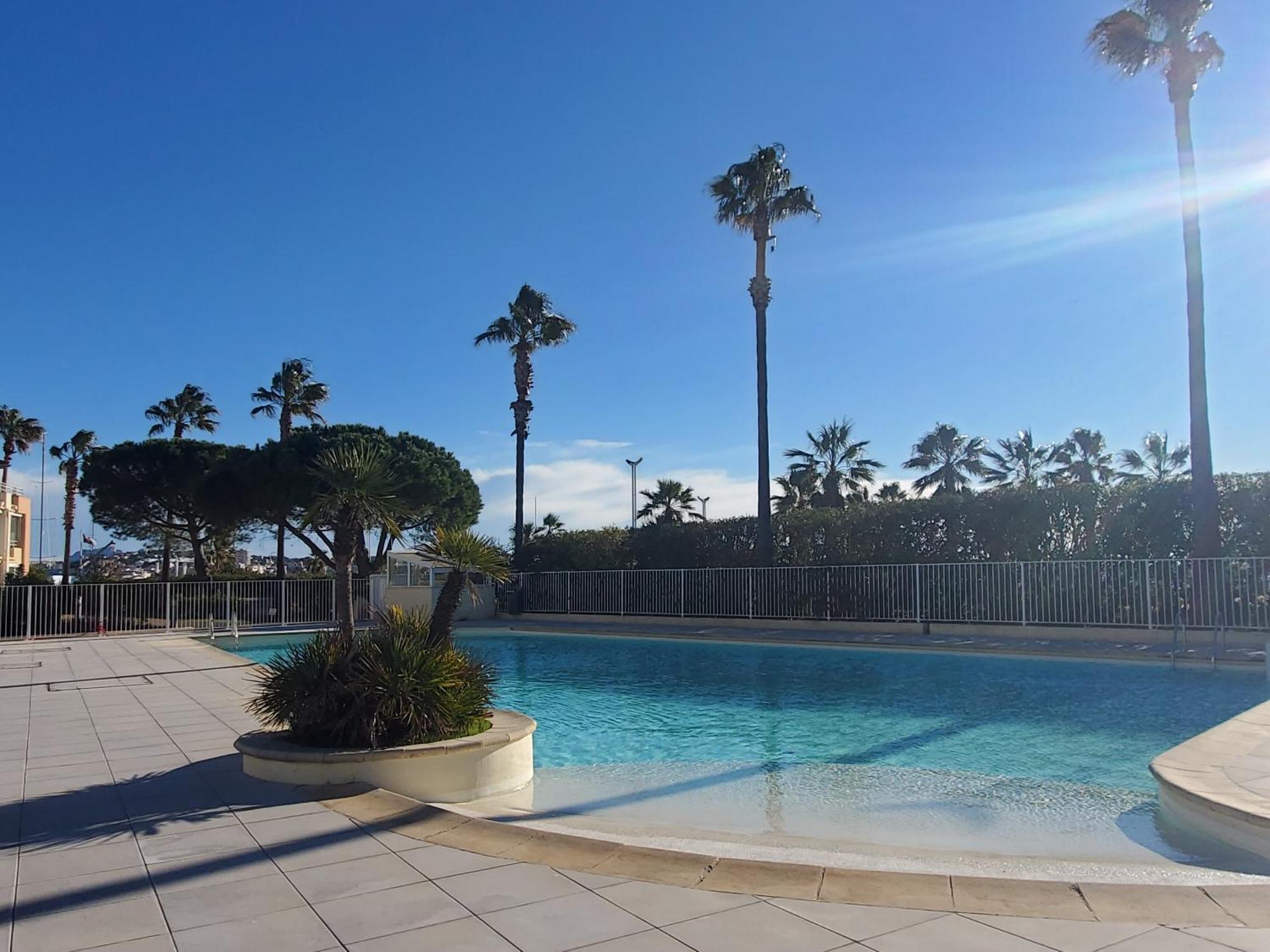 Residence Cap Hermes, Incroyable Vue Sur Le Port, Fréjus Exterior photo
