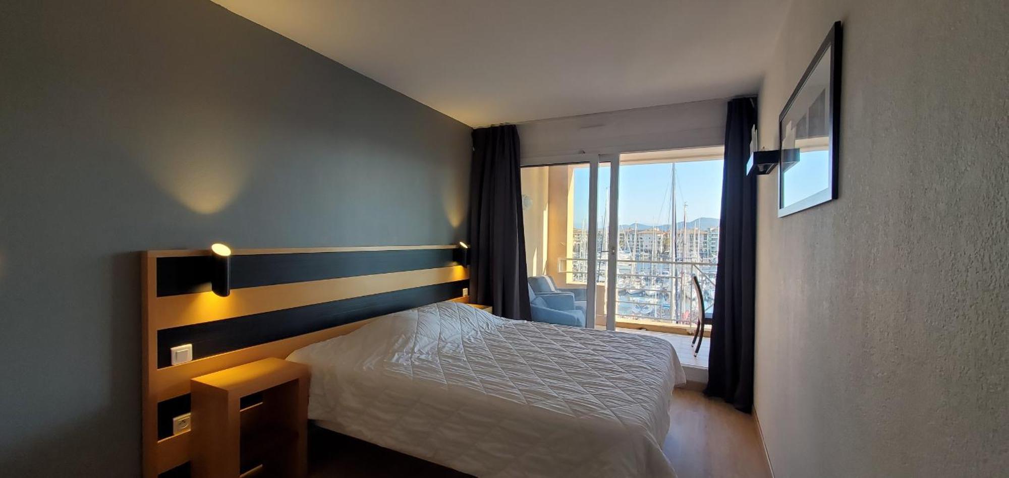 Residence Cap Hermes, Incroyable Vue Sur Le Port, Fréjus Exterior photo